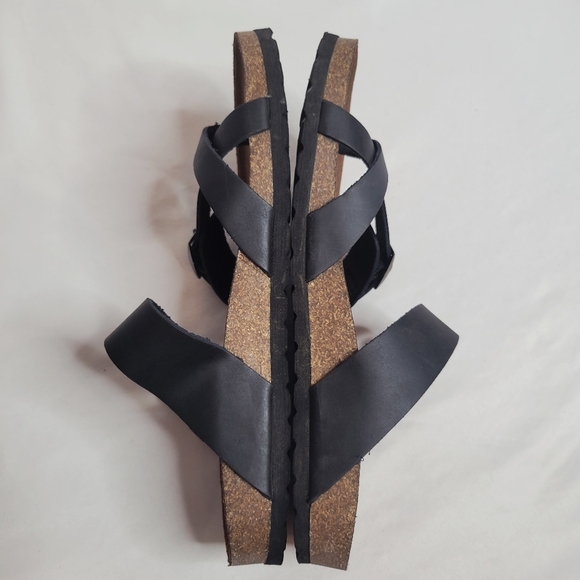 White Mountain Gracie Black Leather Footbed Sandals Size 9 - Picture 6 of 9